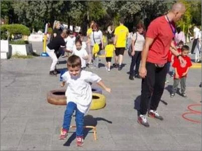 Megjunaroden den bez avtomobili 1