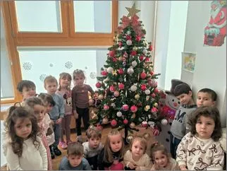 Нашата новогодишна елка 15 12 2025